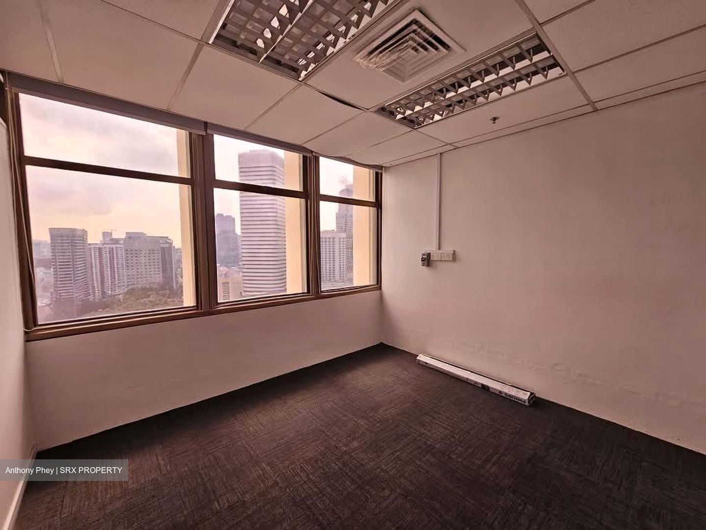 Peninsula Plaza (D6), Office #560112271
